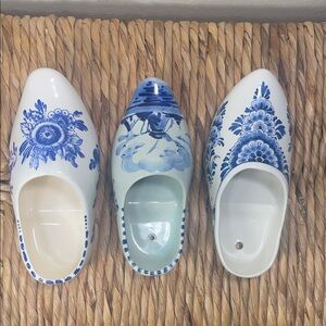 Set of 3 Blue & White Delft Style Ceramic Wall Clogs – Hand-Painted Dutch Shoes